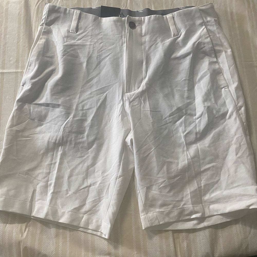 Adidas Ultimate365 White Golf Shorts NEW 30”